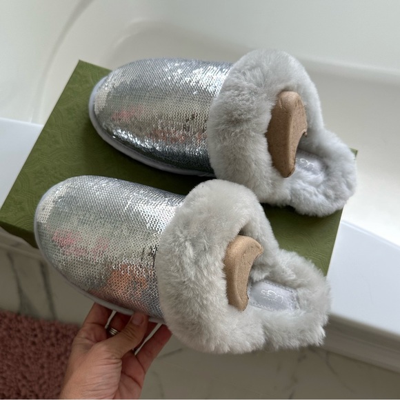 UGG Sequin Fur-Lined Slippers - Picture 5 of 6